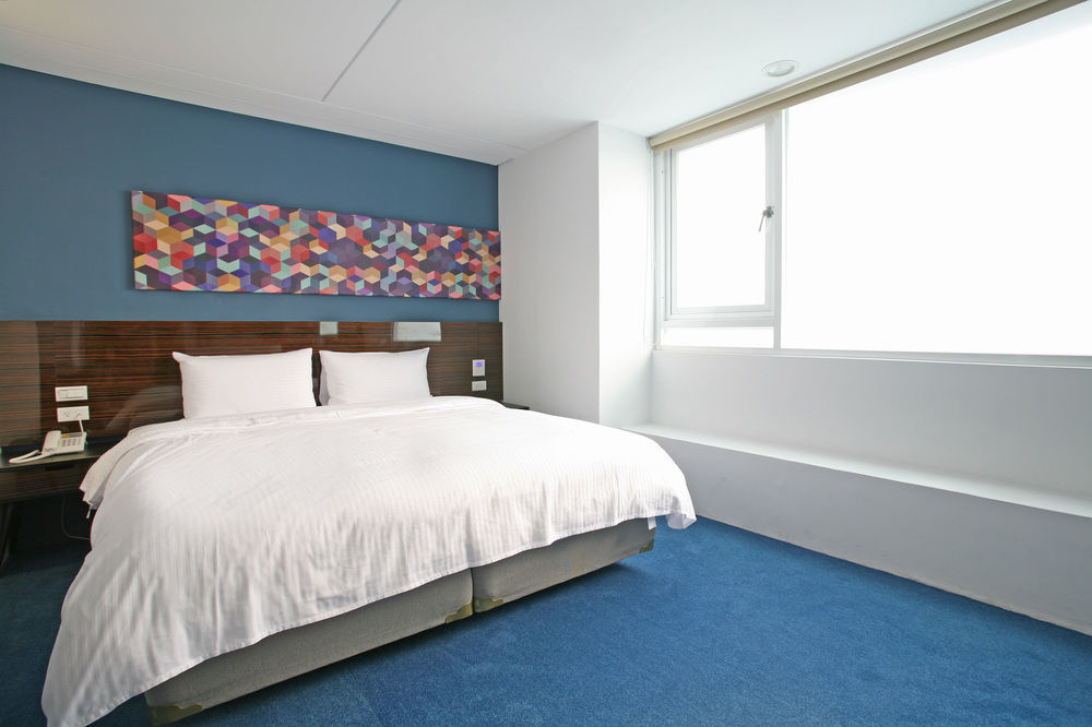 P&F Hotel Taichung Dış mekan fotoğraf