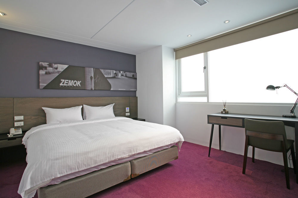P&F Hotel Taichung Dış mekan fotoğraf