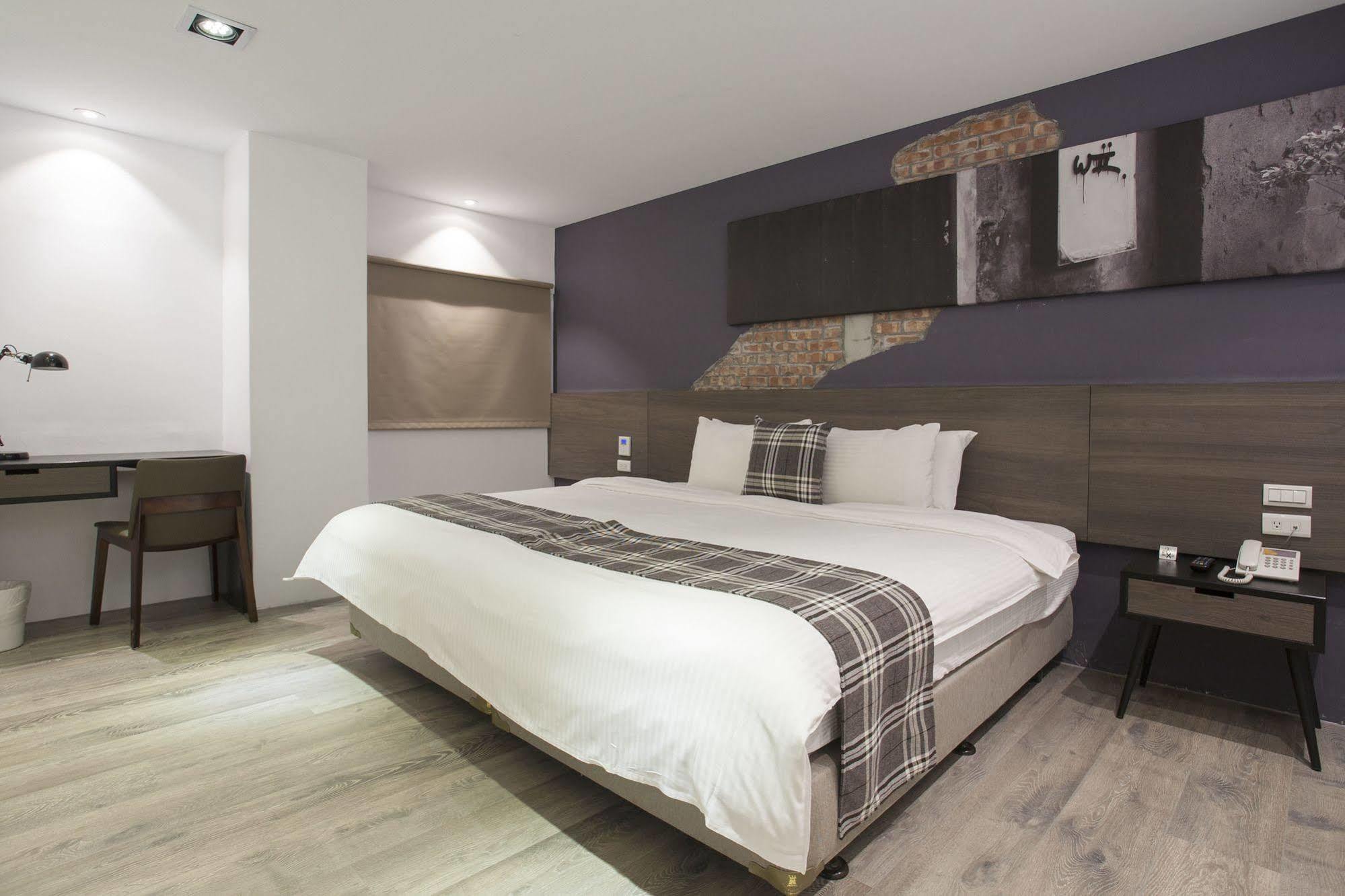 P&F Hotel Taichung Dış mekan fotoğraf