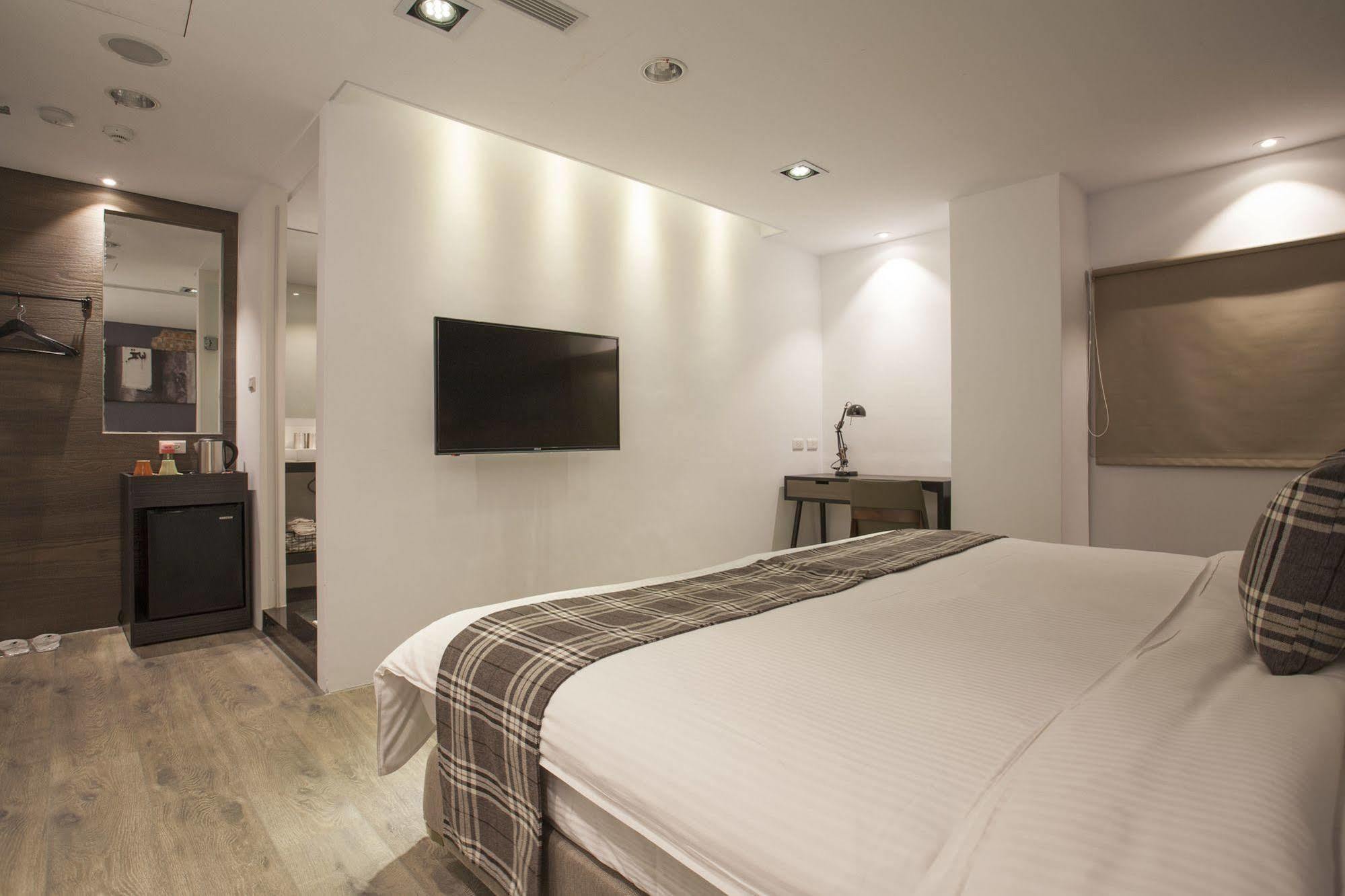 P&F Hotel Taichung Dış mekan fotoğraf